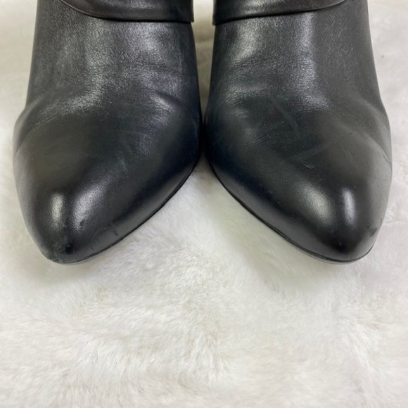 Michelle D "Emblem" Leather Ankle Booties w/ Buckle‎ and side Zip, size 10 - Picture 3 of 11